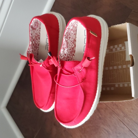 HEY DUDE WENDY RED - Picture 3 of 5